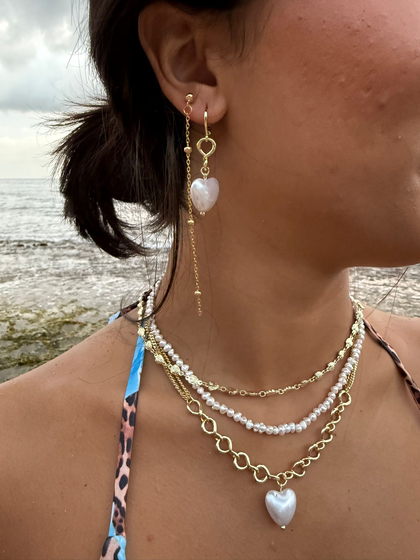 Corazon dorado necklace